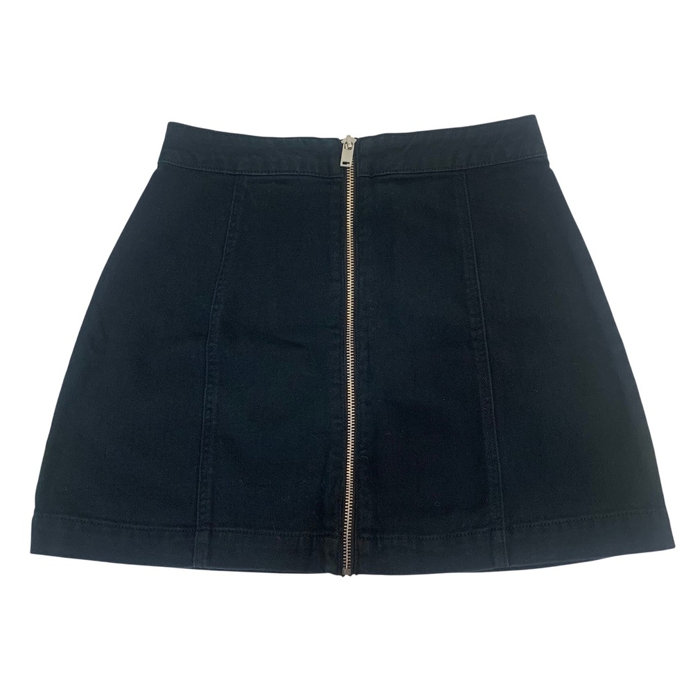 H&M Divided Women's Size 4 Black Denim Mini Skirt‎ Front Zip A-Line High Waisted